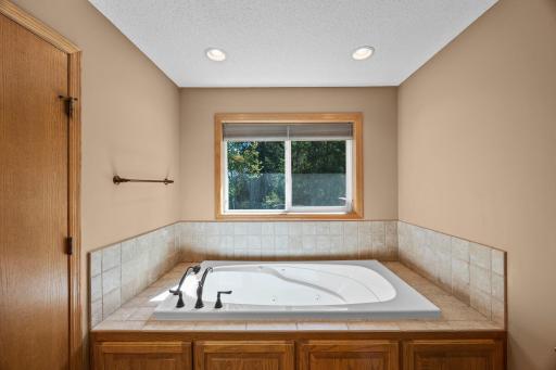 25521 8th Street W, Zimmerman, MN 55398