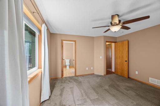 25521 8th Street W, Zimmerman, MN 55398