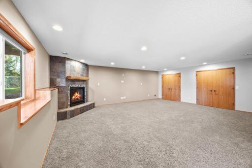 25521 8th Street W, Zimmerman, MN 55398