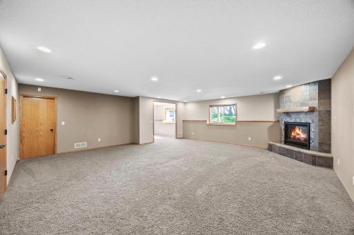 25521 8th Street W, Zimmerman, MN 55398