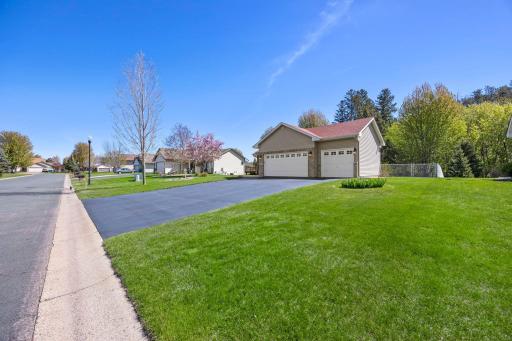 25521 8th Street W, Zimmerman, MN 55398