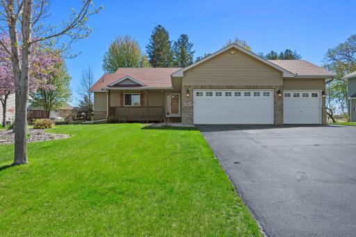 25521 8th Street W, Zimmerman, MN 55398