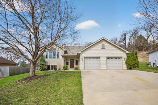 530 Cedar Court NE, Pine Island, MN 55963