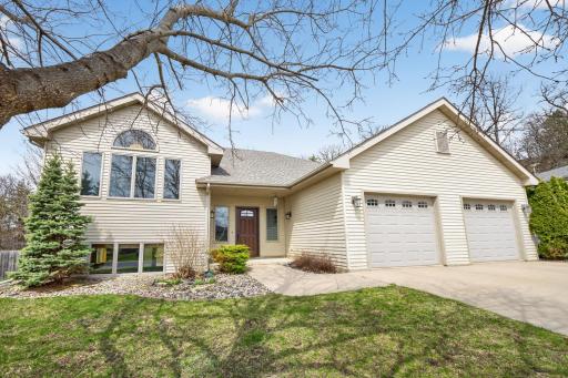 530 Cedar Court NE, Pine Island, MN 55963