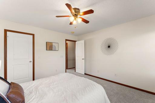 6230 Homestead Avenue S, Cottage Grove, MN 55016