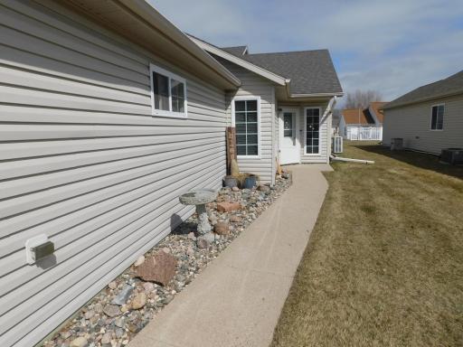 2924 35th Street S, Moorhead, MN 56560
