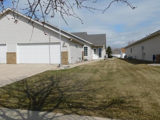 2924 35th Street S, Moorhead, MN 56560