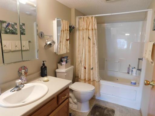 2924 35th Street S, Moorhead, MN 56560