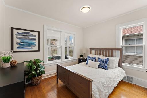 1810 Ross Avenue E, Saint Paul, MN 55119