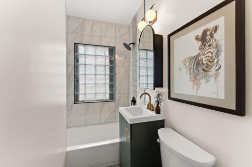 1810 Ross Avenue E, Saint Paul, MN 55119