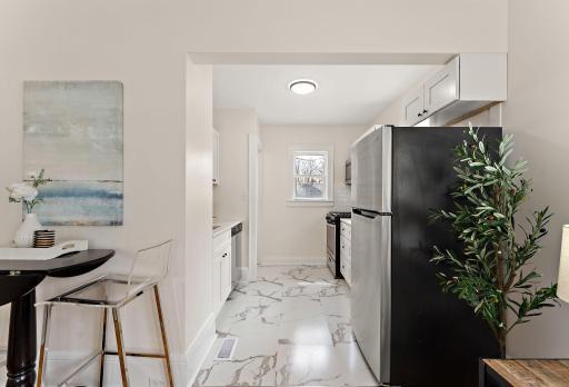 1810 Ross Avenue E, Saint Paul, MN 55119