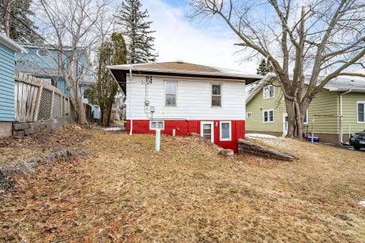 821 N 19th Avenue E, Duluth, MN 55812