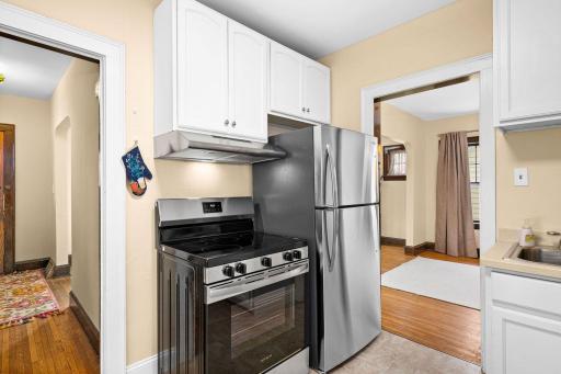 821 N 19th Avenue E, Duluth, MN 55812