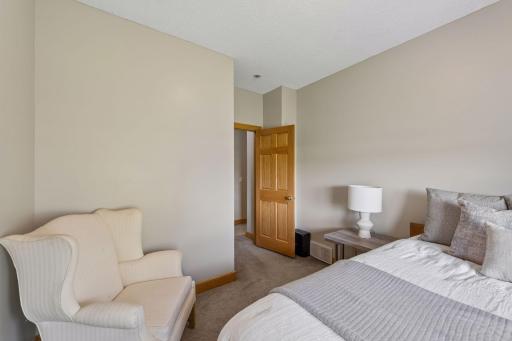 1755 Waconia Parkway South - Spacecrafting - 0047.jpg