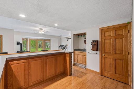 1755 Waconia Parkway South - Spacecrafting - 0053.jpg