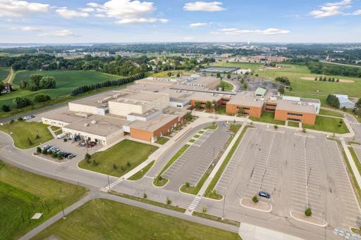 1755 Waconia Parkway South - Spacecrafting - 0082.jpg