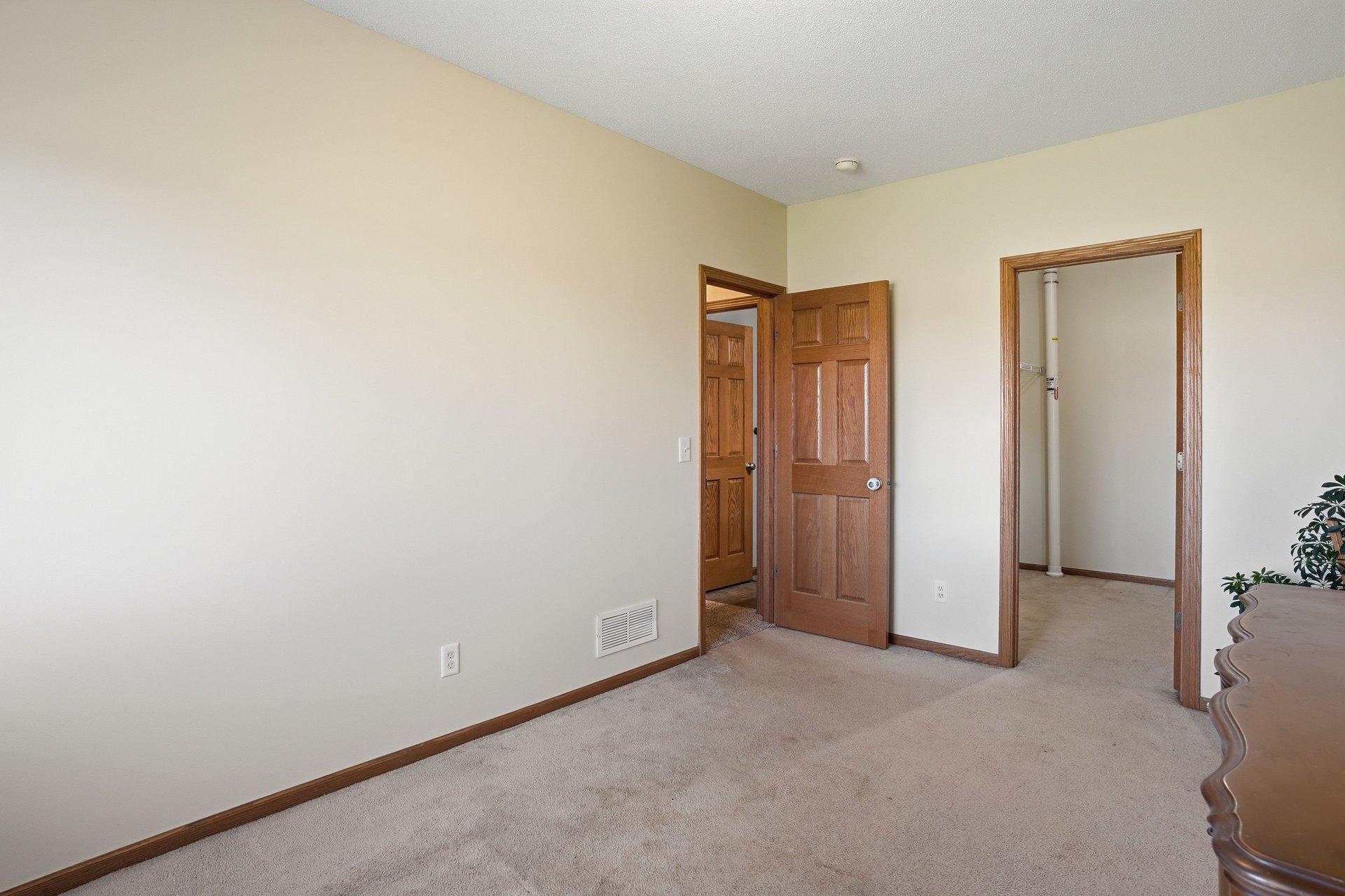 5th bedroom, downstairs