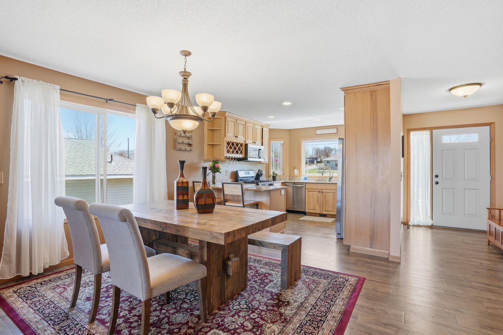 Welcome home to 642 Union Ct