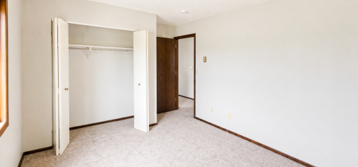 320 1st Street, #4, Clinton, MN 56225
