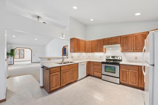 650 Deer Path, Osceola, WI 54020