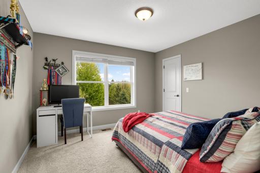 Generously sized bedroom offering great space and with walk-in closet
