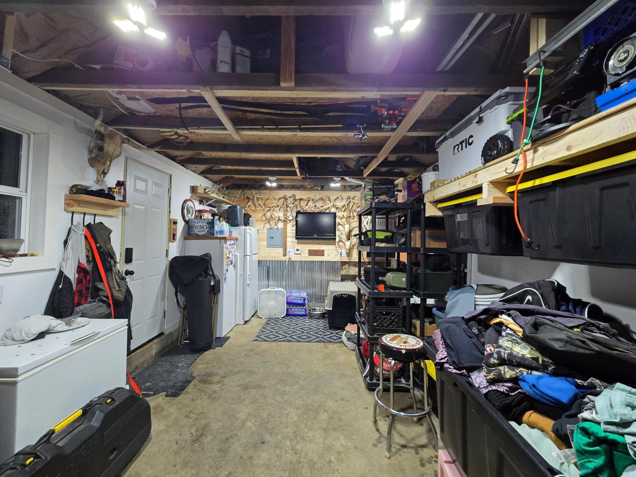 Insulated & Heated Garage