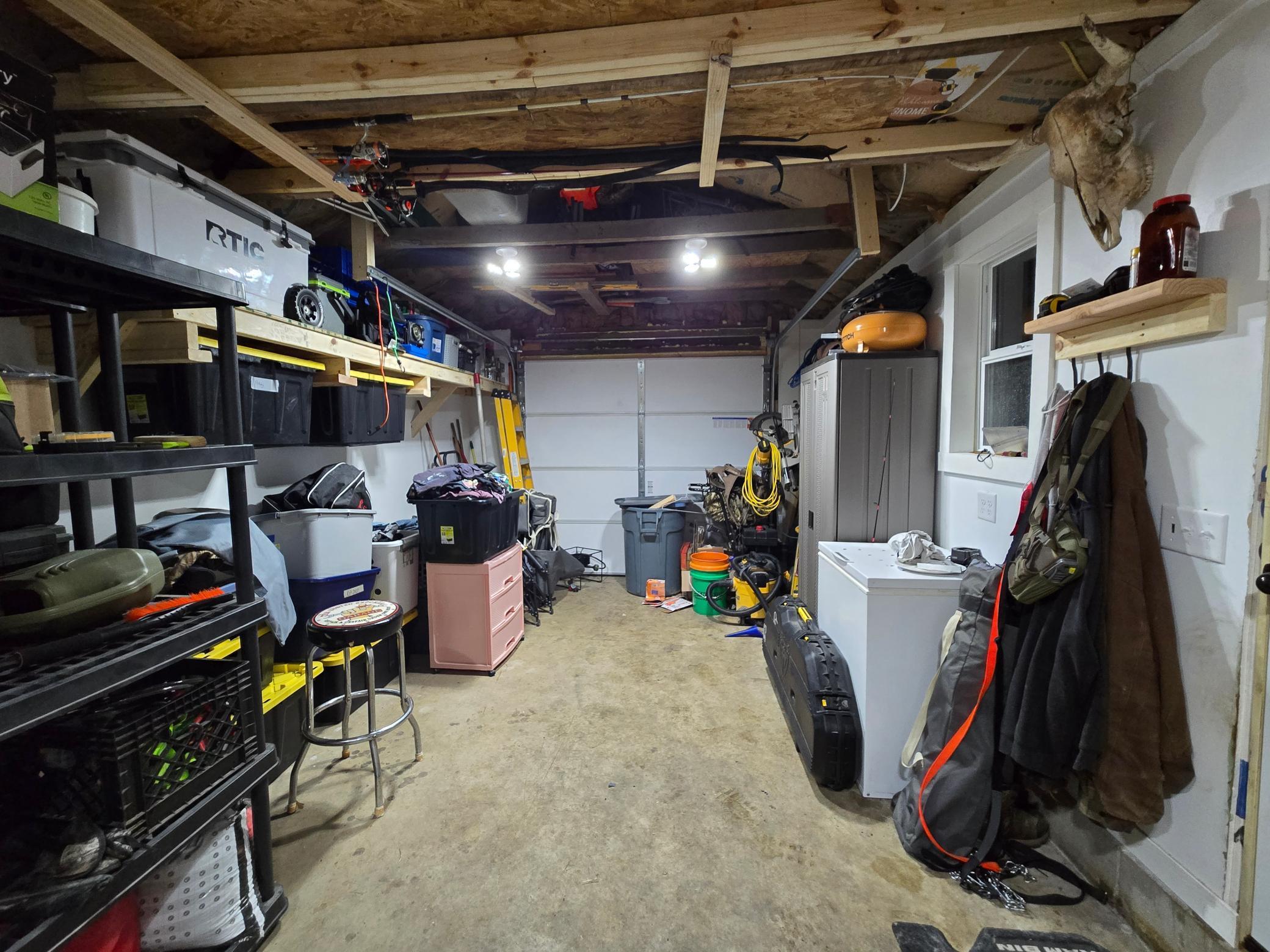 Insulated & Heated Garage