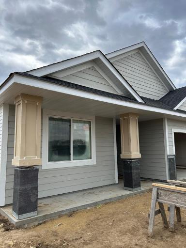 1801 Lynx Place SE, Pine Island, MN 55963
