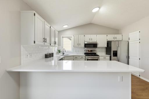 16585 Havelock Way, Lakeville, MN 55044
