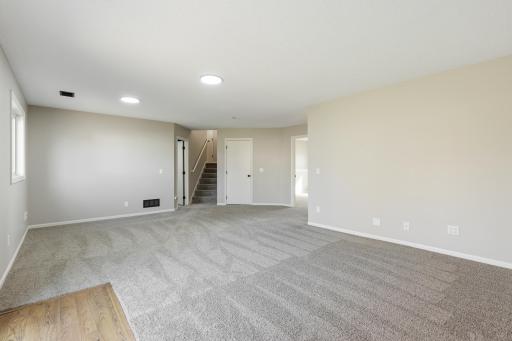 16585 Havelock Way, Lakeville, MN 55044