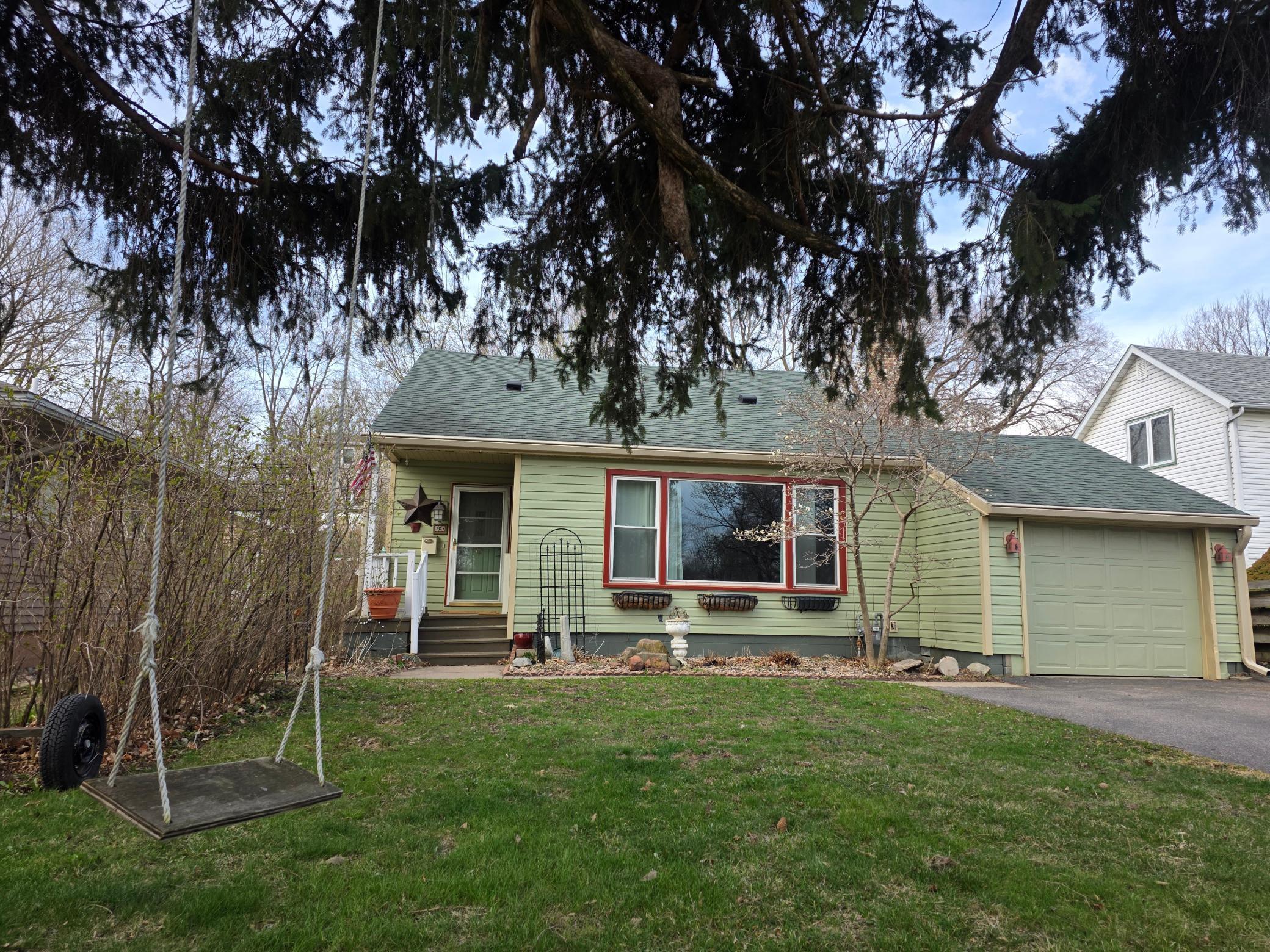 Welcome to the cutest home on the block...