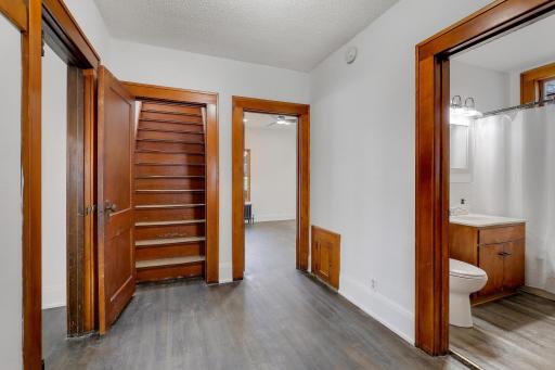 360 Mcgrann Street, Green Isle, MN 55338