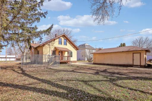 360 Mcgrann Street, Green Isle, MN 55338