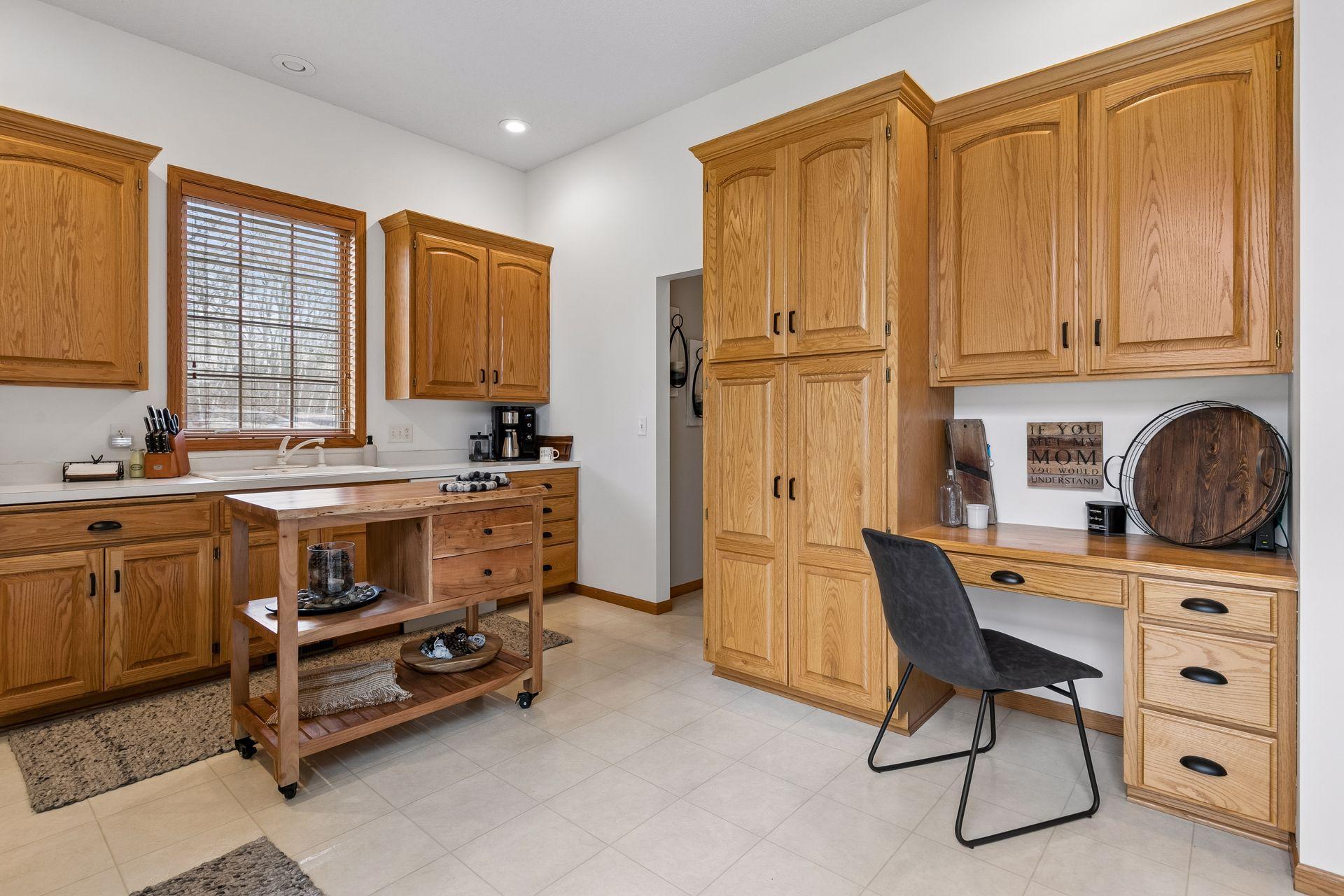 4637 Aspen Ridge Circle - Spacecrafting - 0015.jpg