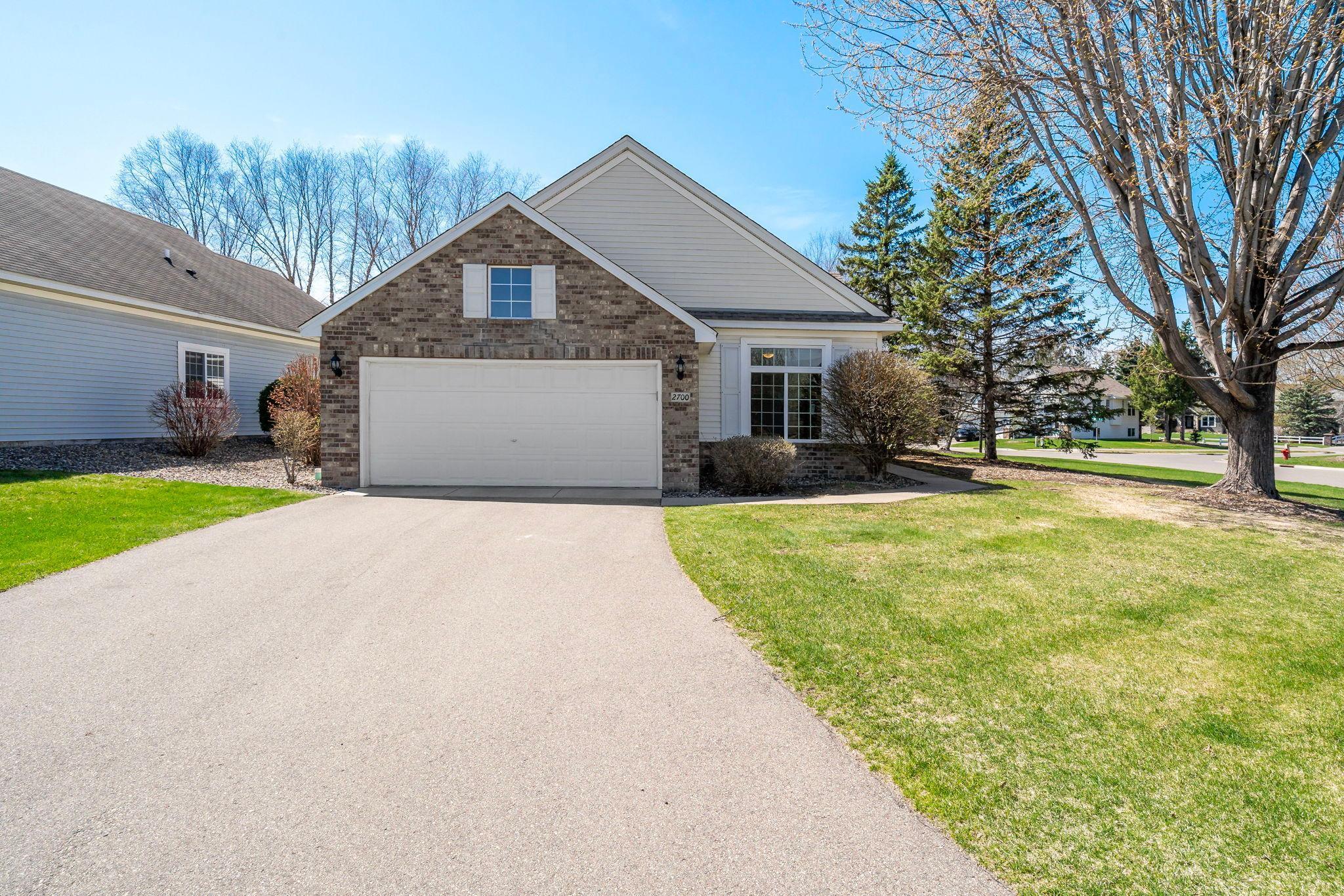 Welcome to 2700 Oak Ridge TR Woodbury