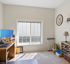 It's wonderful having that 3rd bedroom or office space