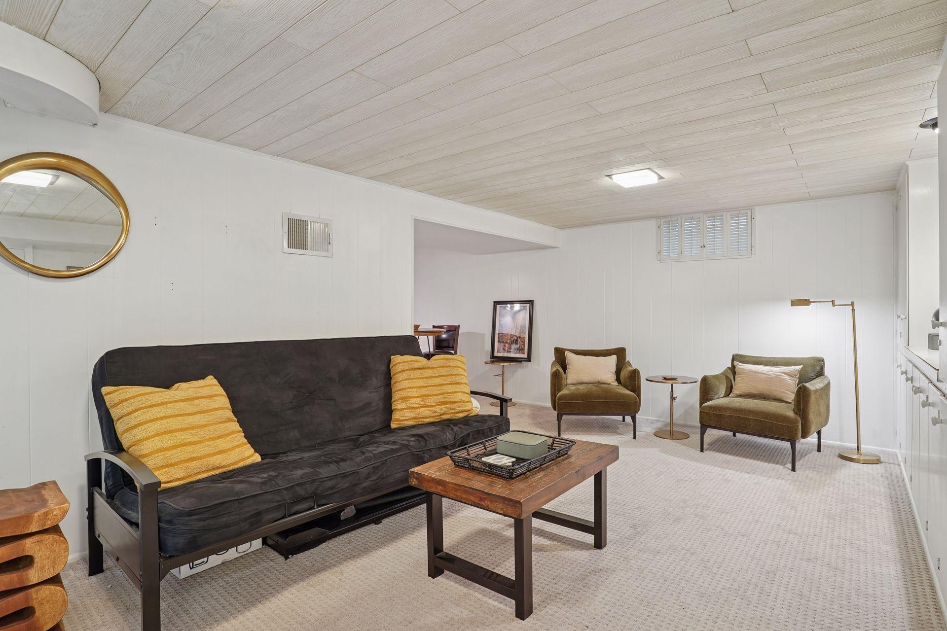 5716 Knox Avenue South - Spacecrafting - 0030.jpg