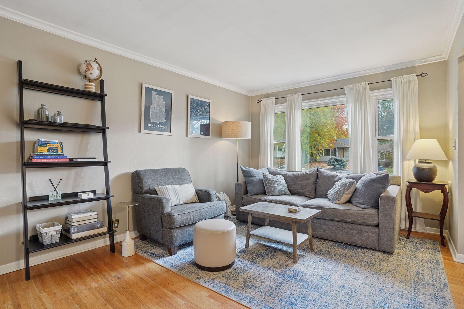 5716 Knox Avenue South - Spacecrafting - 0010.jpg