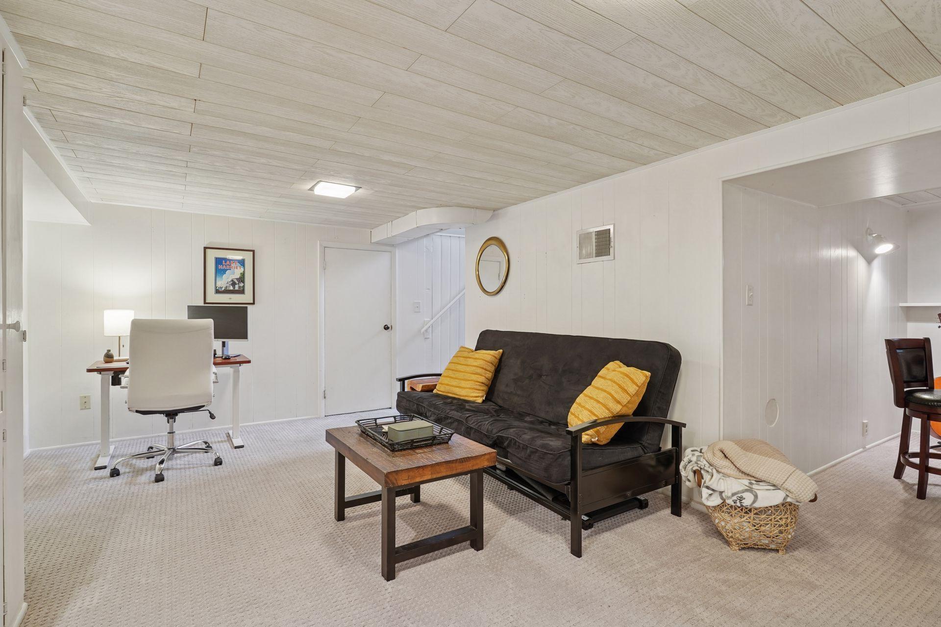 5716 Knox Avenue South - Spacecrafting - 0033.jpg