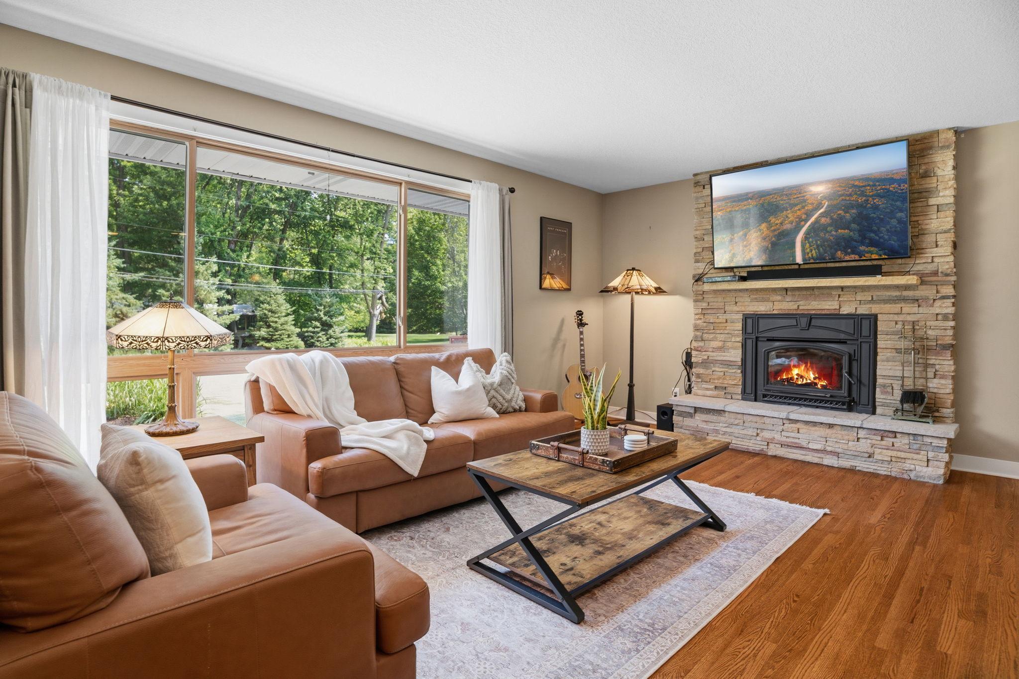 Beautiful Mahtomedi Home