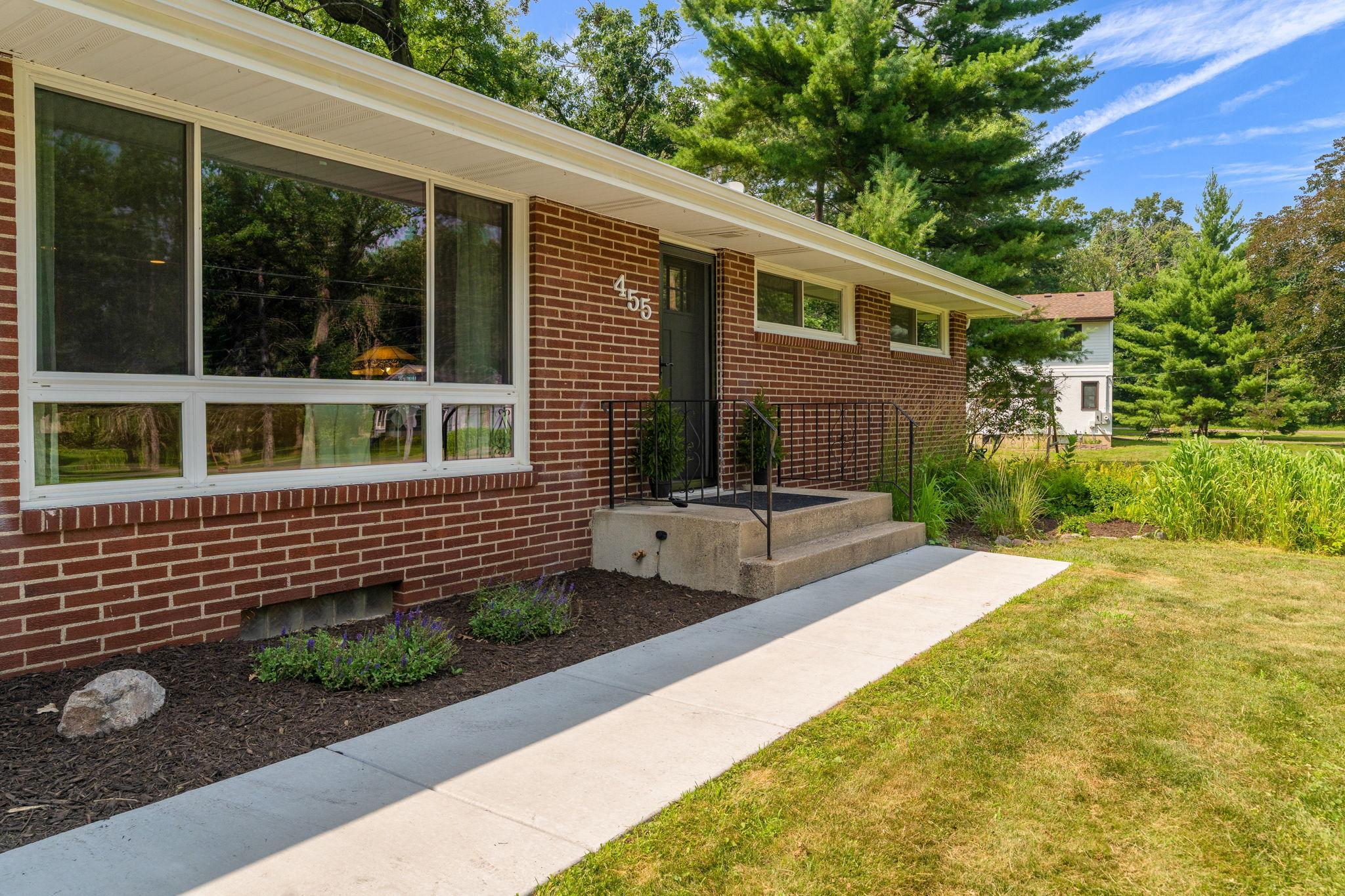 beautiful front entry to home