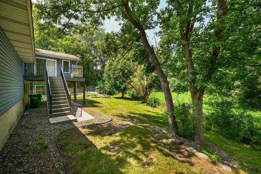 25-web-or-mls-6215 Cavell Ave N 025Full.jpg