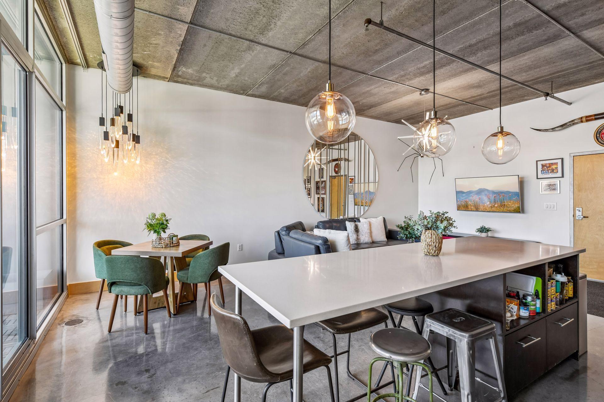 345 6th Avenue North - Spacecrafting - 0020.jpg