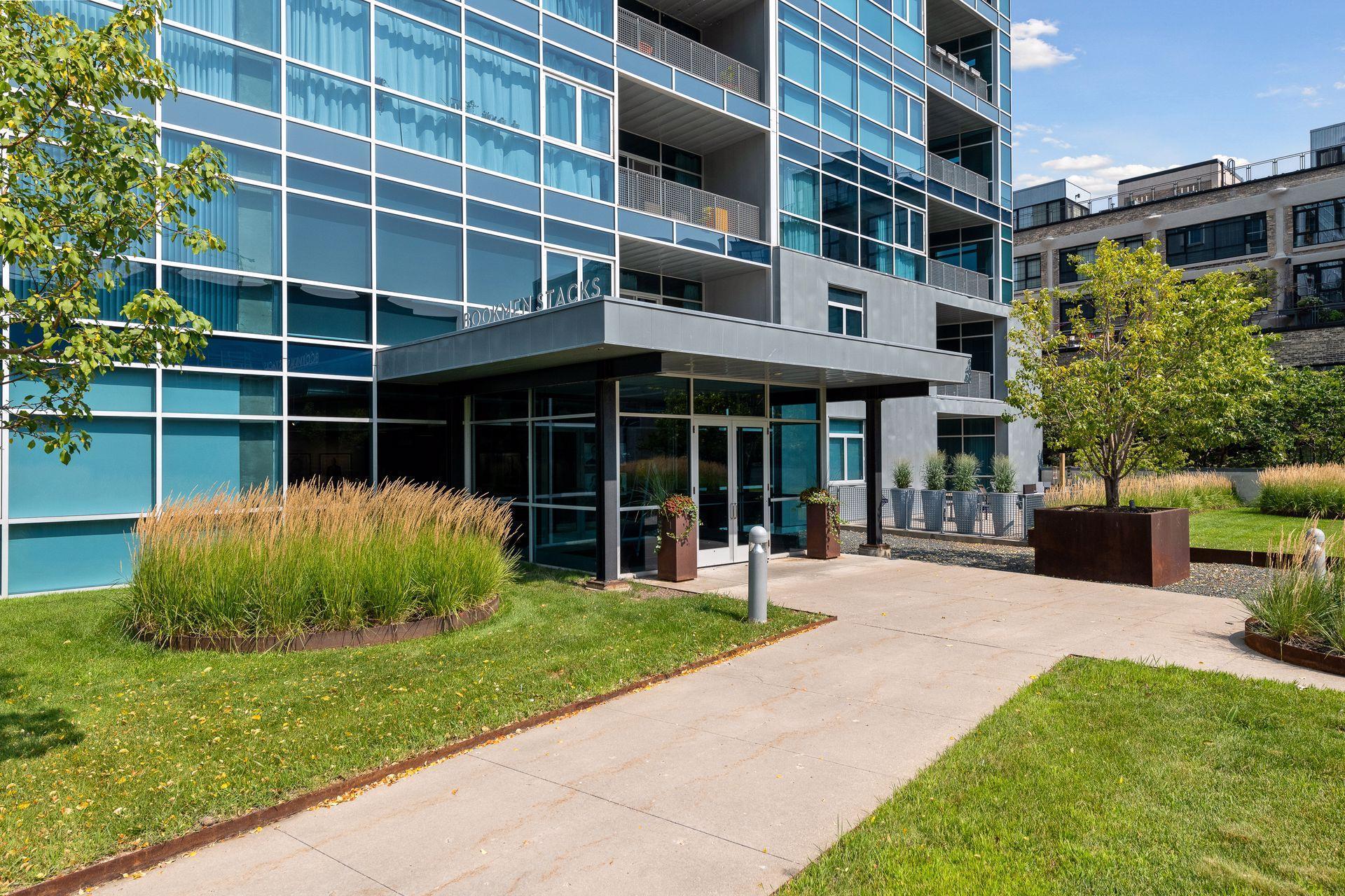 345 6th Avenue North - Spacecrafting - 0009.jpg