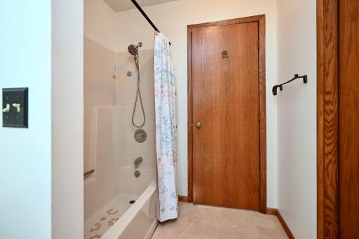 373 Knopp Valley Drive, Winona, MN 55987