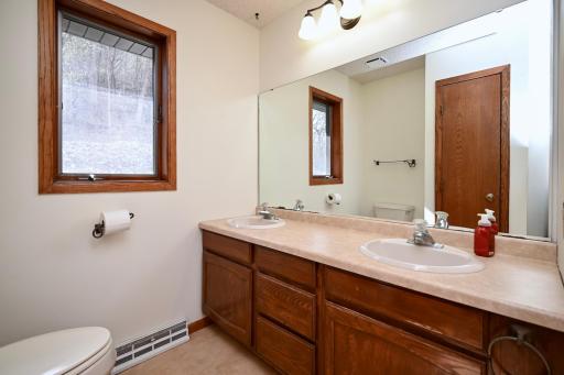 373 Knopp Valley Drive, Winona, MN 55987