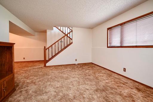 373 Knopp Valley Drive, Winona, MN 55987