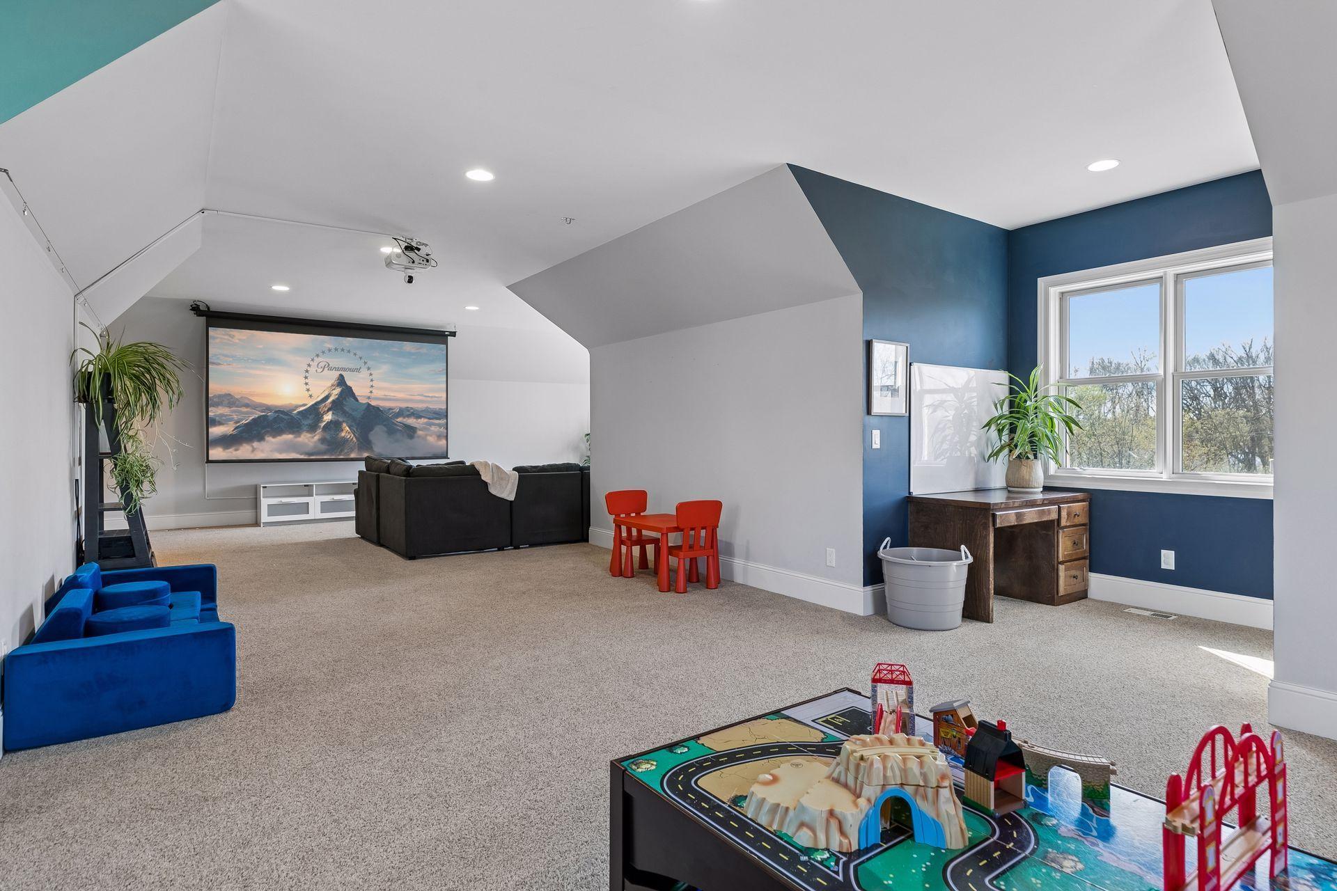 Hang out space, kids play room, another bedroom - whatever you want!