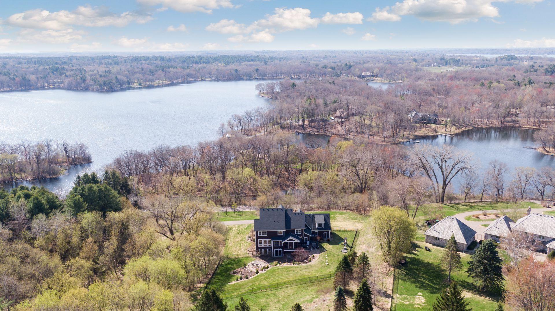 Lake Views & Near WBL & Dellwood Country Club