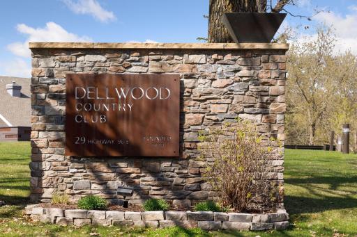 79 Apple Orchard Road, Dellwood, MN 55110